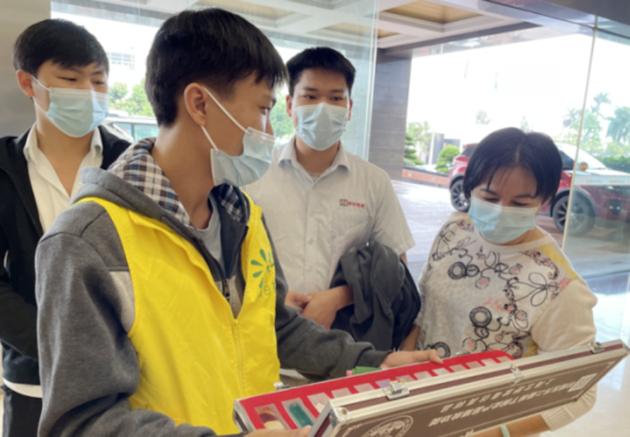 阜沙鎮(zhèn)禁毒信息〔2022〕第246期--【禁毒攻堅(jiān)】“無(wú)償獻(xiàn)血 禁毒同行”-阜沙禁毒宣傳進(jìn)廠企 (2